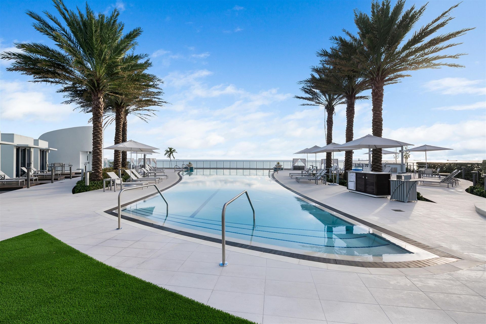 701 N Fort Lauderdale Beach Boulevard, Unit 405, Fort Lauderdale, FL 33304 Photo