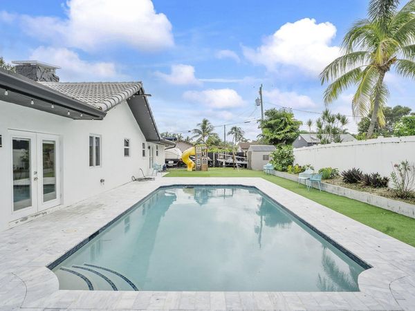 5800 SW 19TH Street, Plantation, FL 33317