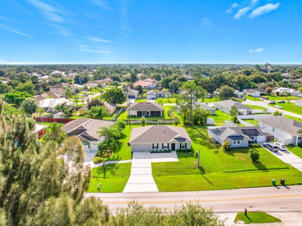 2865 SW Savona Boulevard, Port St. Lucie, FL 34953