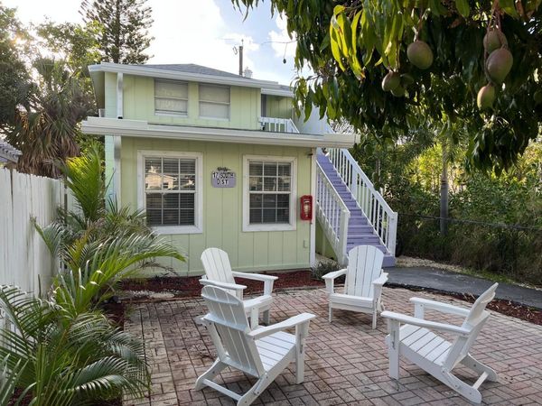 17 S D Street, Unit 1, Lake Worth Beach, FL 33460