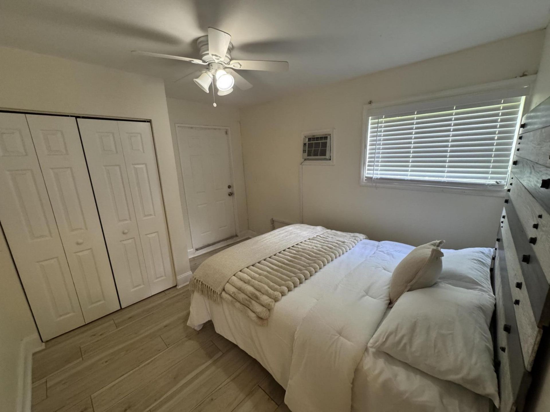 17 S D Street, Unit 1, Lake Worth Beach, FL 33460 Photo