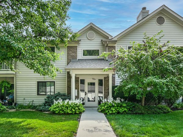 11725 Lenox , Unit #104, Carmel, IN 46032