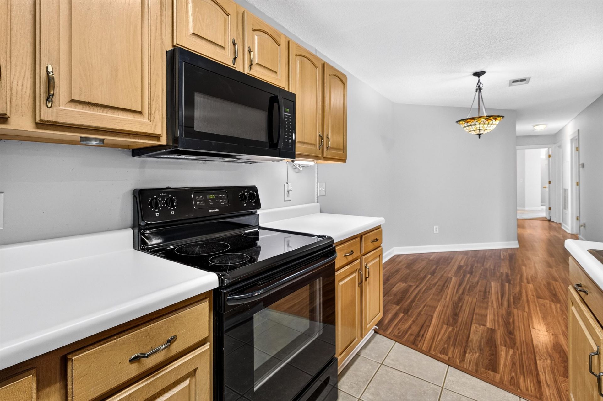 4391 Daphne Ln. Photo 10