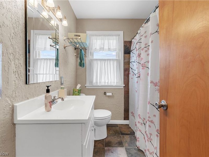 3409 Commonwealth Drive, Parma, OH 44134 Photo 15