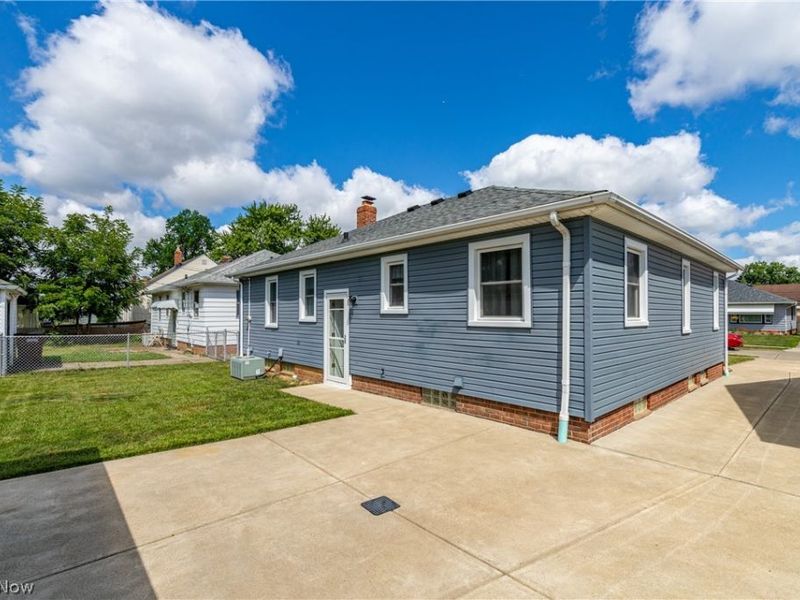 3409 Commonwealth Drive, Parma, OH 44134 Photo 26