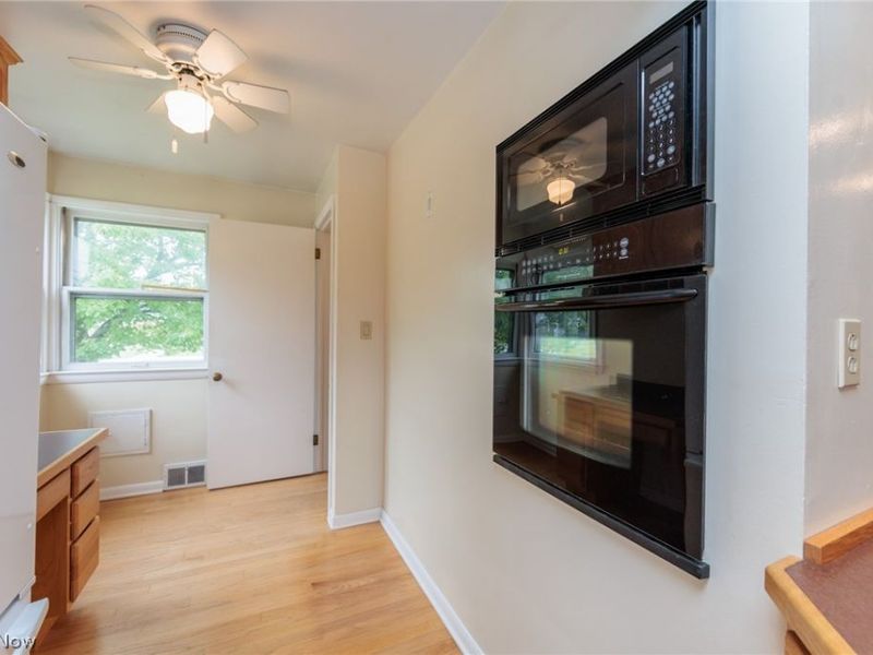 11601 Glamer Drive, Parma, OH 44130 Photo 15