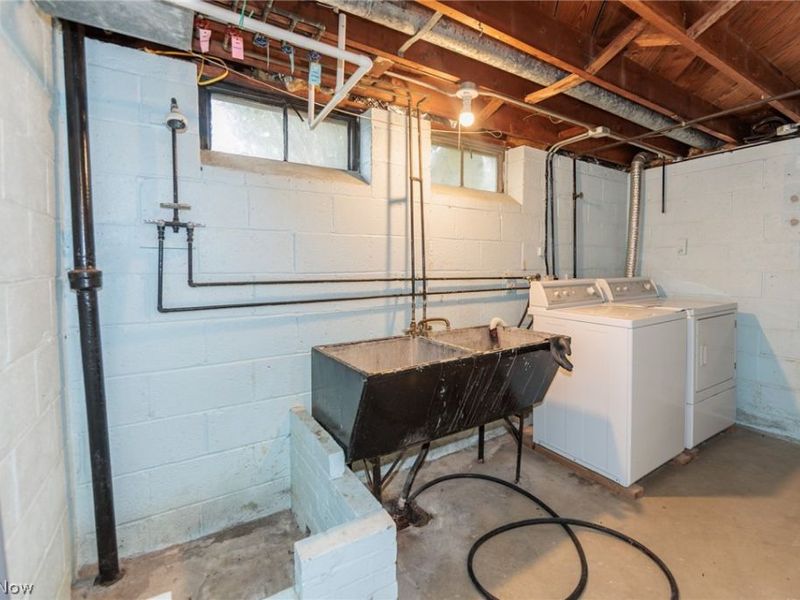 11601 Glamer Drive, Parma, OH 44130 Photo 38