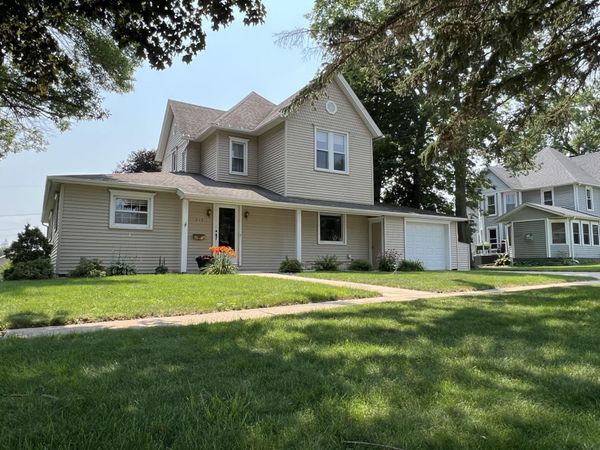 213 W Maple Street, West Union, IA 52175