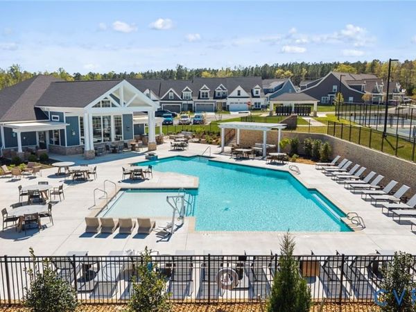 16514 Creekstone Point Avenue , Chesterfield, VA 23120
