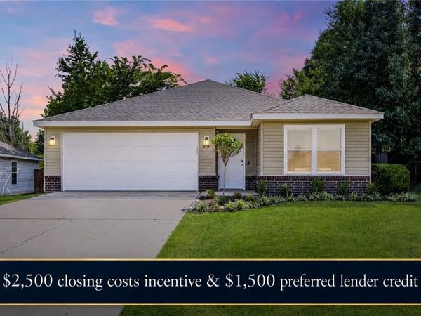 819 Tunbridge Drive, Bentonville, AR 72712