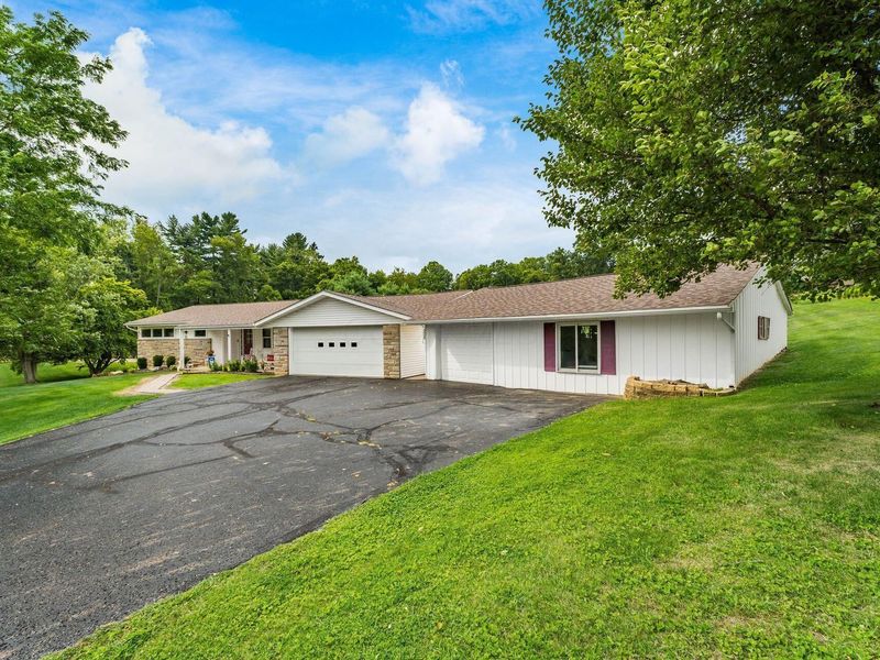 107 Linnell Drive NW, Granville, OH 43023 Photo 10