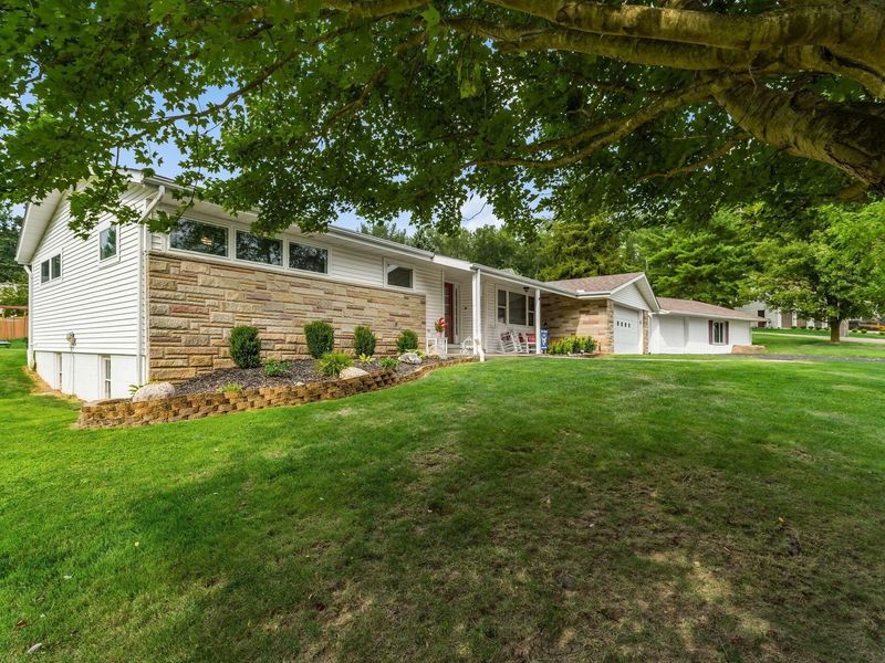 107 Linnell Drive NW, Granville, OH 43023 Photo 8