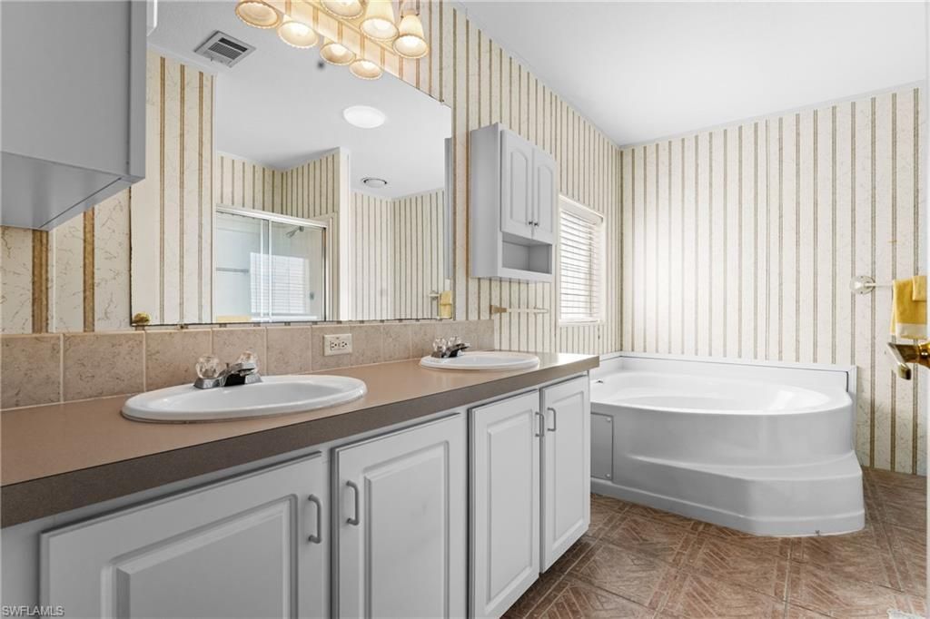 289 Riverwood Rd , Naples, FL 34114 Photo