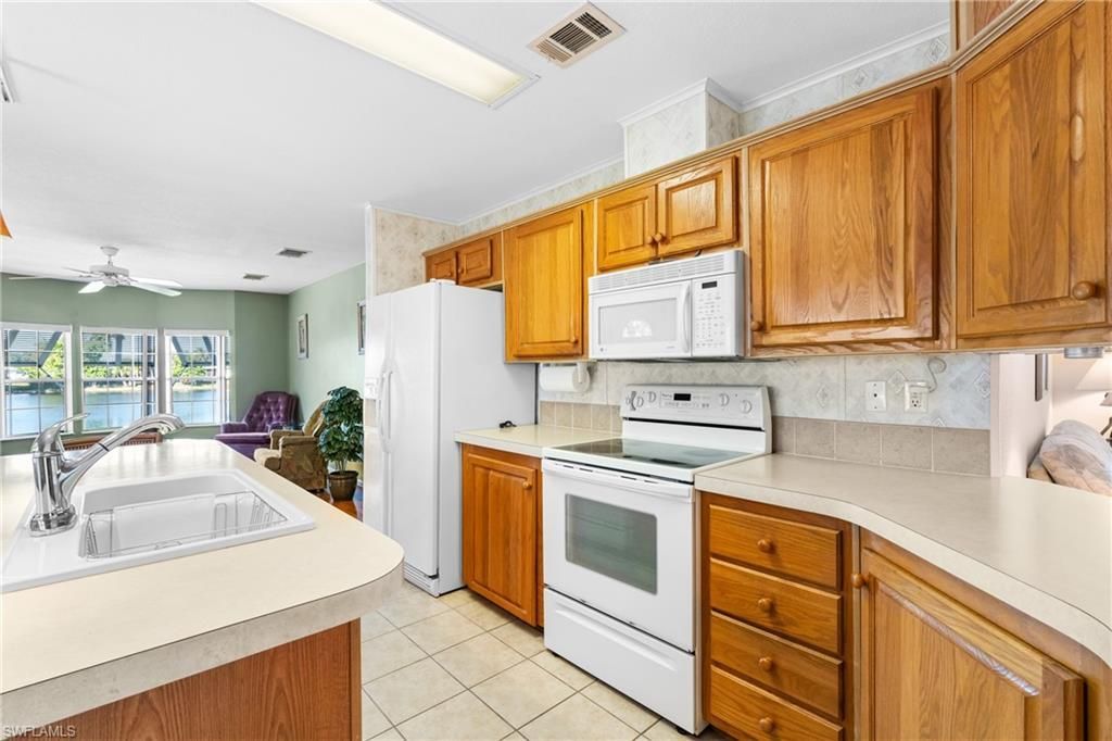 289 Riverwood Rd , Naples, FL 34114 Photo