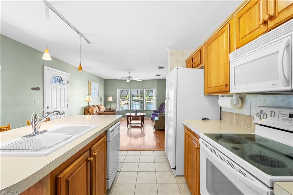 289 Riverwood Rd , Naples, FL 34114 Photo