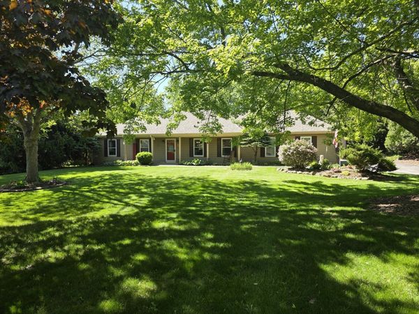 44W043 Fox Wilds Drive , St. Charles, IL 60175