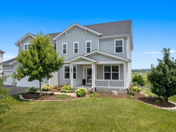 1554 Star Grass Circle , Aurora, IL 60506