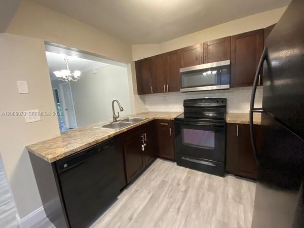 446 NE 210th Cir Ter, Unit 101-6A, Miami, FL 33179
