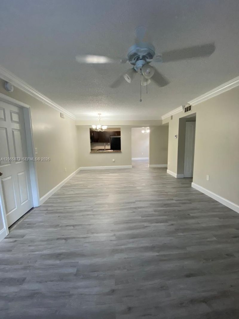 446 NE 210th Cir Ter, Unit 101-6A, Miami, FL 33179 Photo