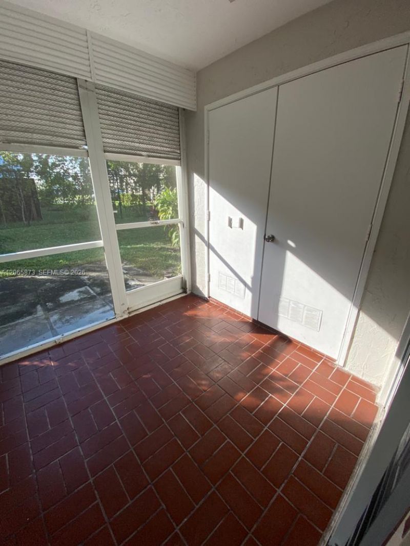 446 NE 210th Cir Ter, Unit 101-6A, Miami, FL 33179 Photo