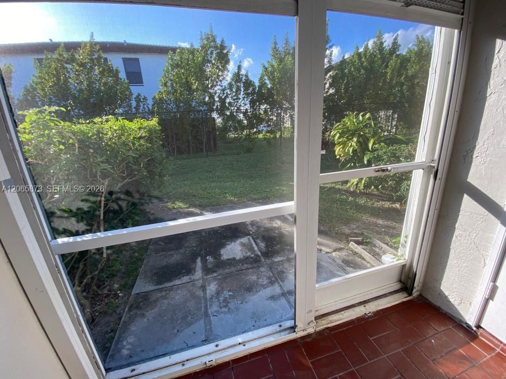 446 NE 210th Cir Ter, Unit 101-6A, Miami, FL 33179 Photo