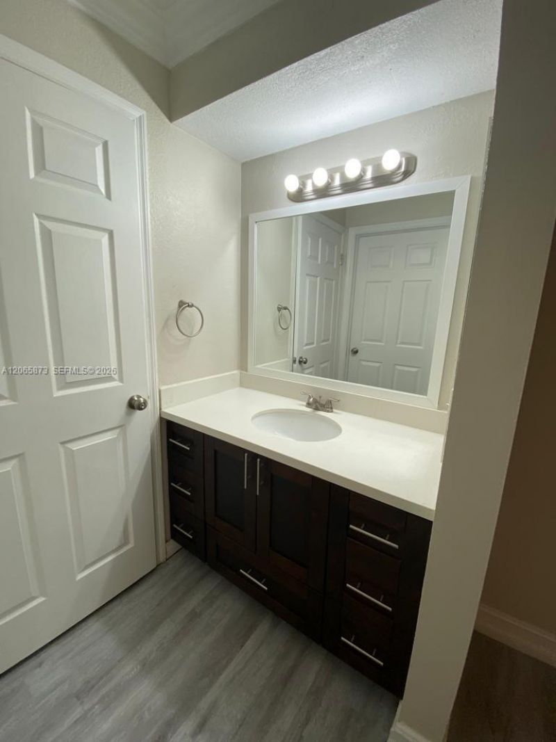 446 NE 210th Cir Ter, Unit 101-6A, Miami, FL 33179 Photo