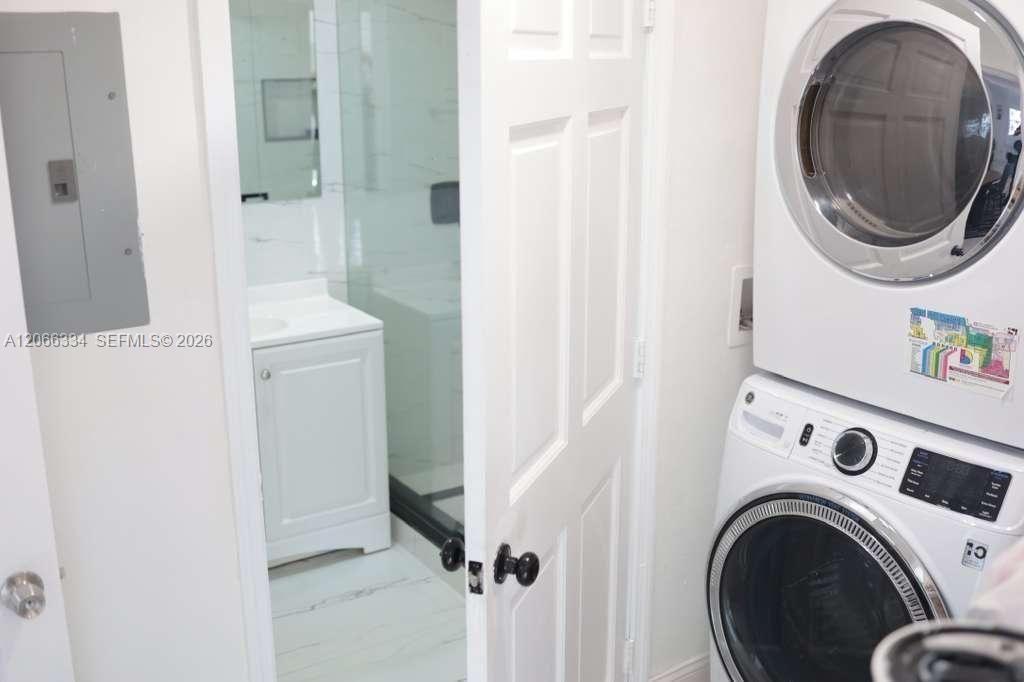 114 NE 2nd Pl, Dania Beach, FL 33004 Photo