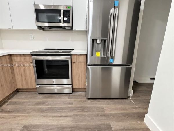 8325 Sunrise Lakes Blvd, Unit 112, Sunrise, FL 33322