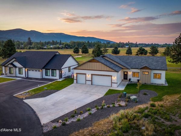 40 Bunker LN , Blanchard, ID 83804