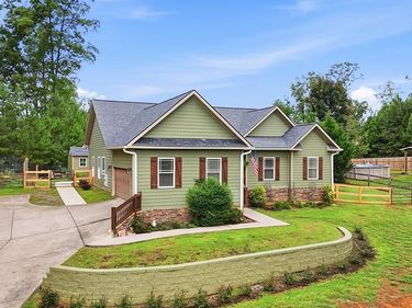 87 Meadow Circle, Ellijay, GA 30540