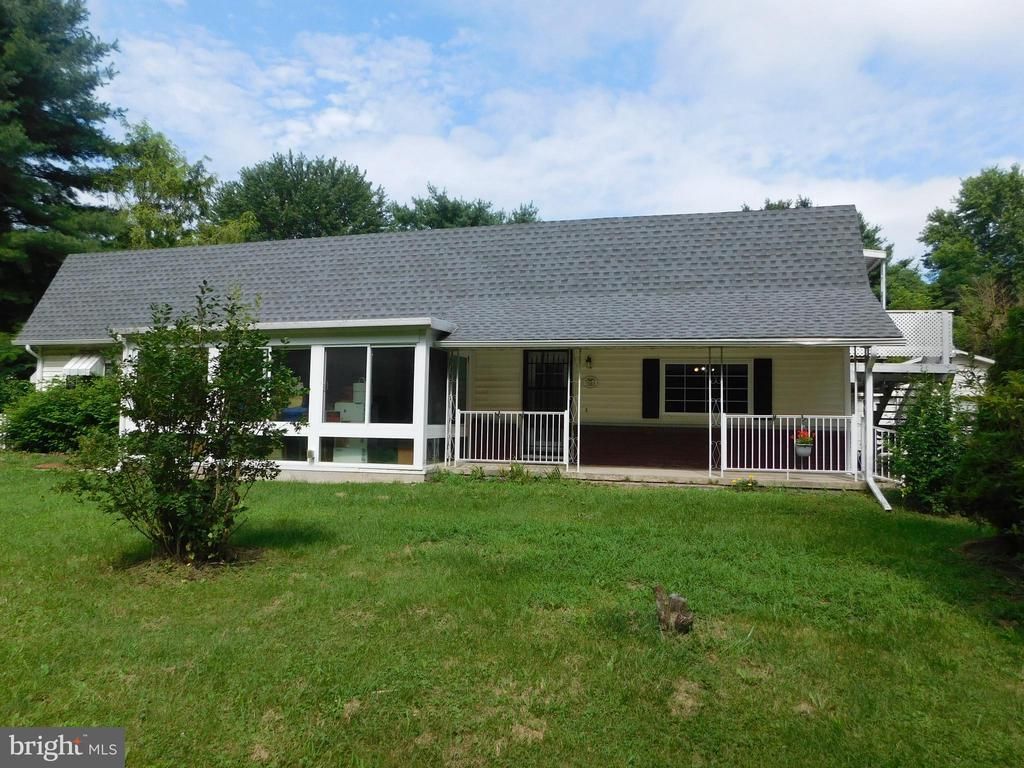 1043 LOCKE MILLS ROAD , MILROY, PA 17063