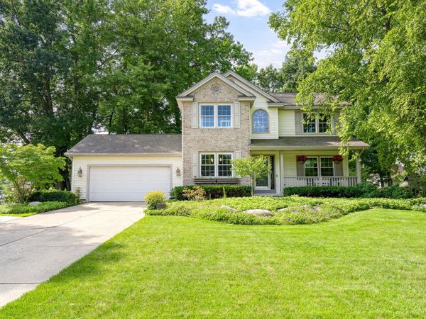 7135 Loma Linda Drive, Rockford, MI 49341