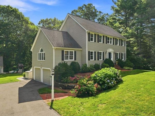 9 Kathy Drive, Foxboro, MA 02035