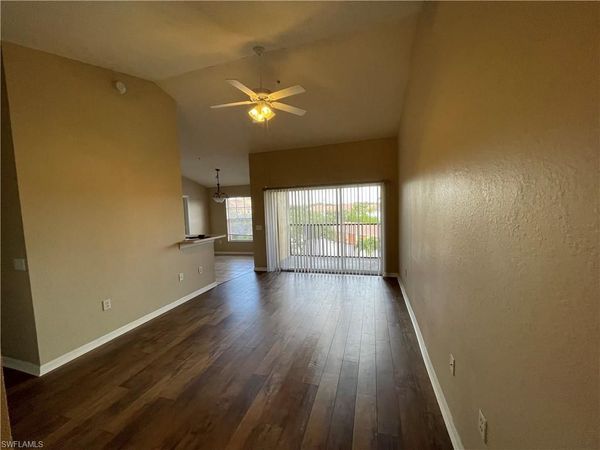 7965 Preserve CIR , Unit 735, NAPLES, FL 34119