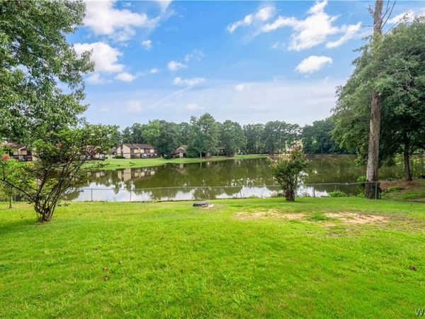335 42nd St E, Northport, AL 35473