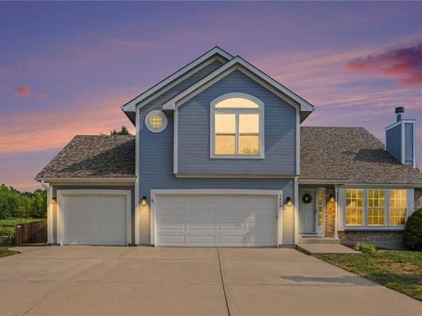 1408 NE 196TH Court, Smithville, MO 64089