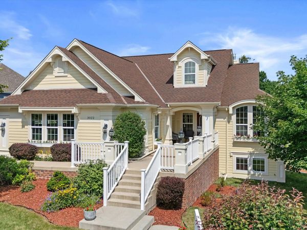 3022 Nostalgic Ct, Richfield, WI 53033