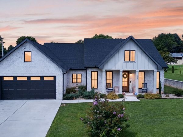 206 Country Club Rd , Winchester, TN 37398