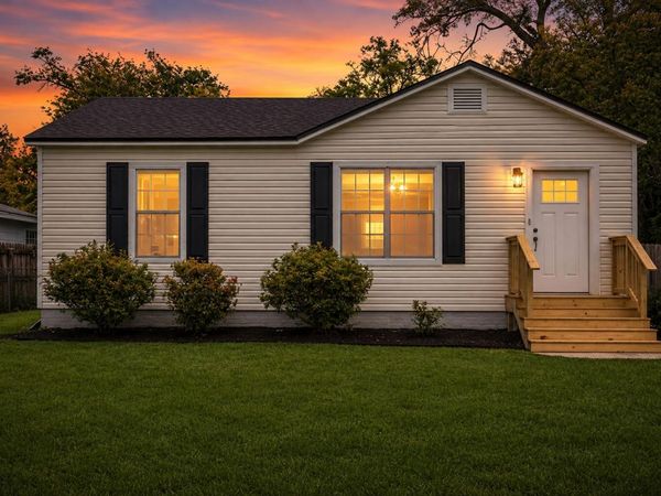 1760 W Romana Street, Pensacola, FL 32502