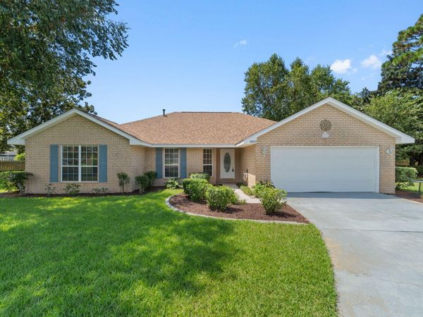 9277 Hansel Drive, Navarre, FL 32566