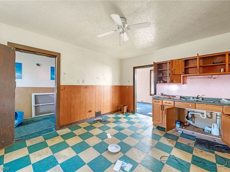 7920 Saint Clair Avenue, Cleveland, OH 44103 Photo 14