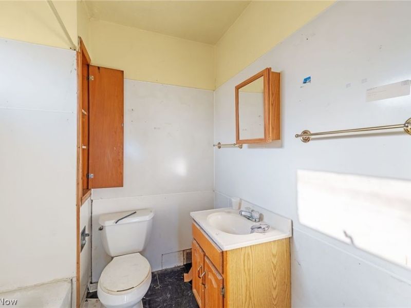 7920 Saint Clair Avenue, Cleveland, OH 44103 Photo 18