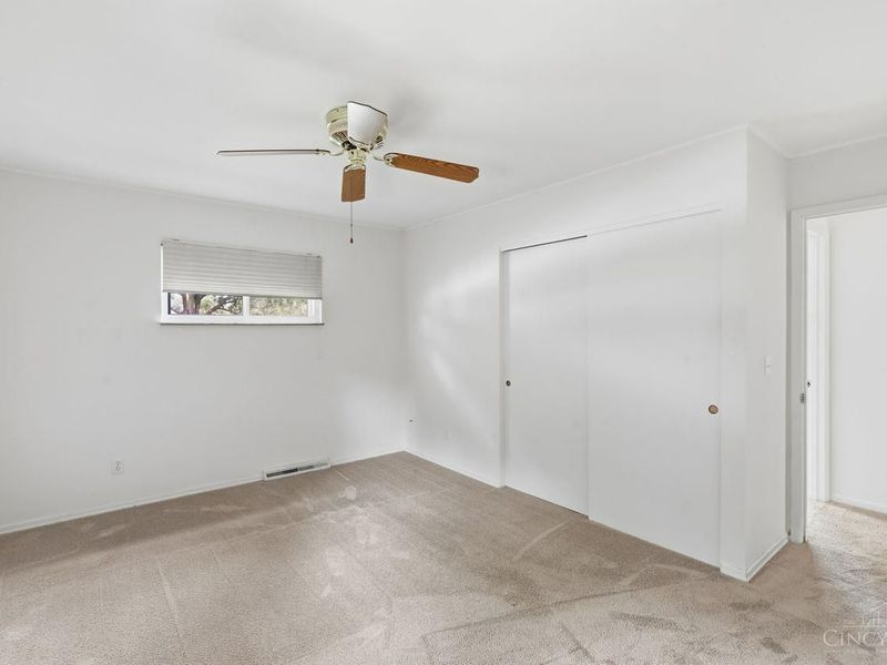 8771 Brittany Drive, Blue Ash, OH 45242 Photo 16
