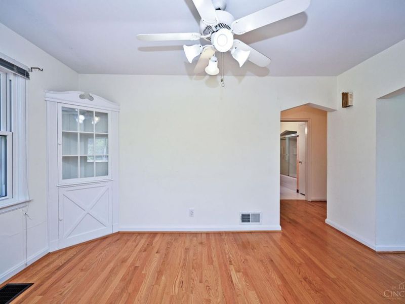 8240 Camargo Road, Madeira, OH 45243 Photo 10