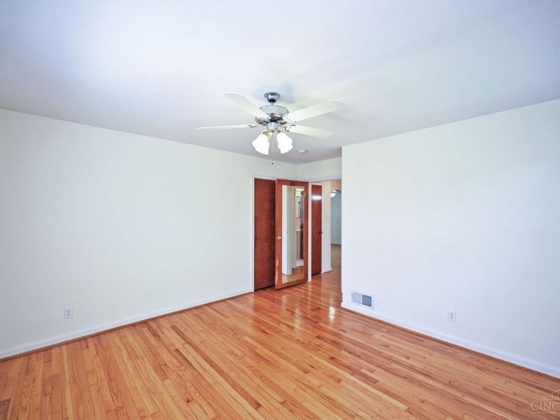 8240 Camargo Road, Madeira, OH 45243 Photo 16