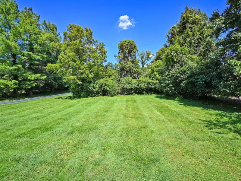 8240 Camargo Road, Madeira, OH 45243 Photo 31