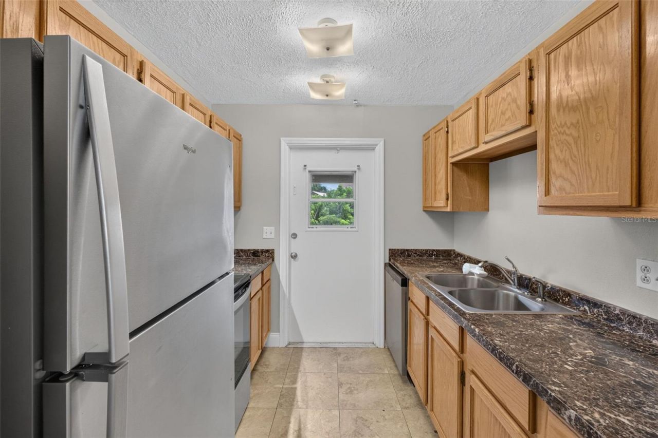 5301 Hansel Avenue, Unit A-18, Edgewood, FL 32809 Photo