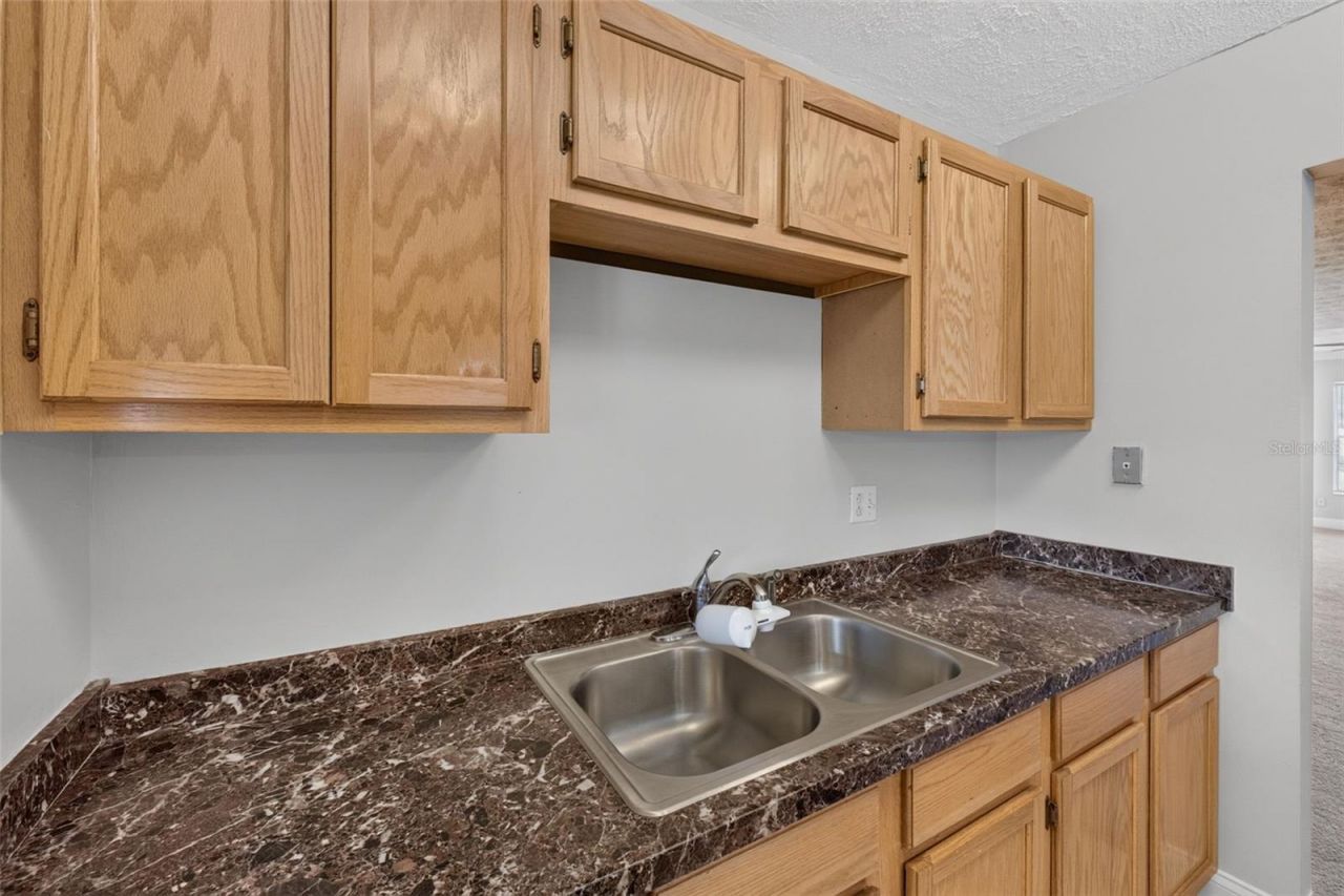 5301 Hansel Avenue, Unit A-18, Edgewood, FL 32809 Photo