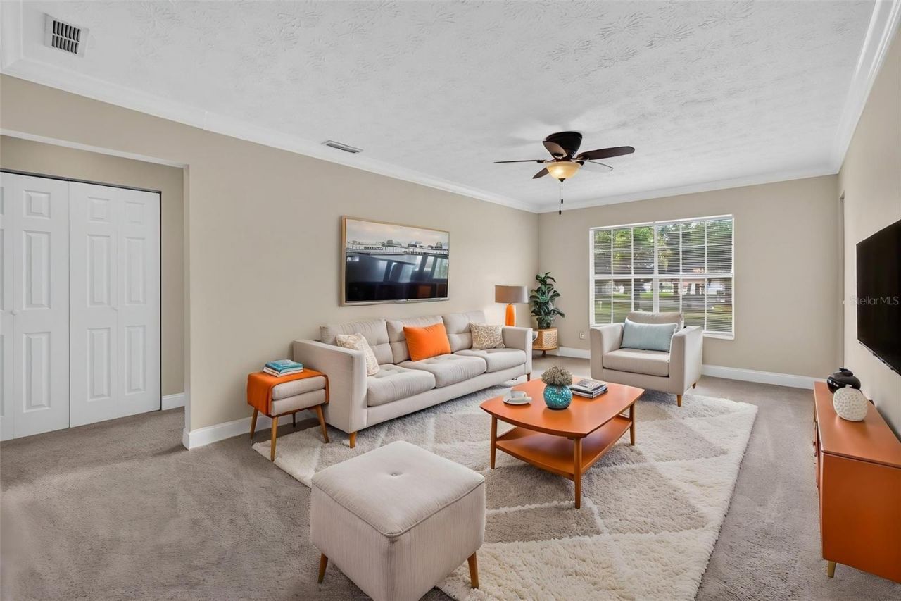 5301 Hansel Avenue, Unit A-18, Edgewood, FL 32809 Photo