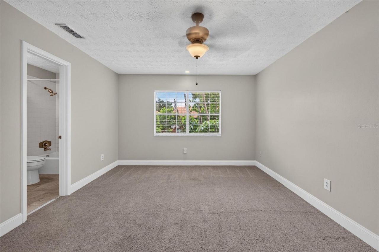 5301 Hansel Avenue, Unit A-18, Edgewood, FL 32809 Photo